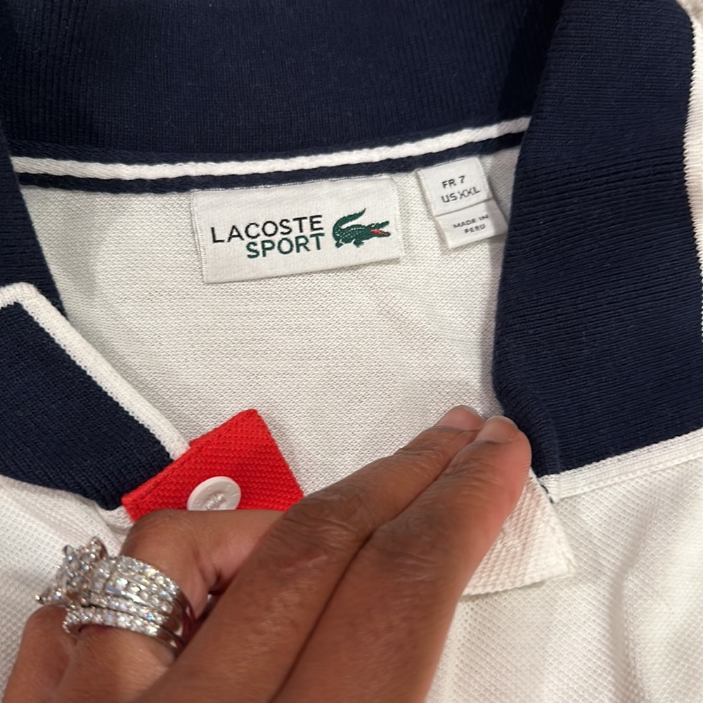 Polo - Picture 2 of 2